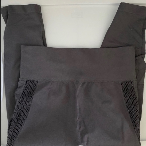 Forever 21 High Waisted Leggings - Picture 2 of 4